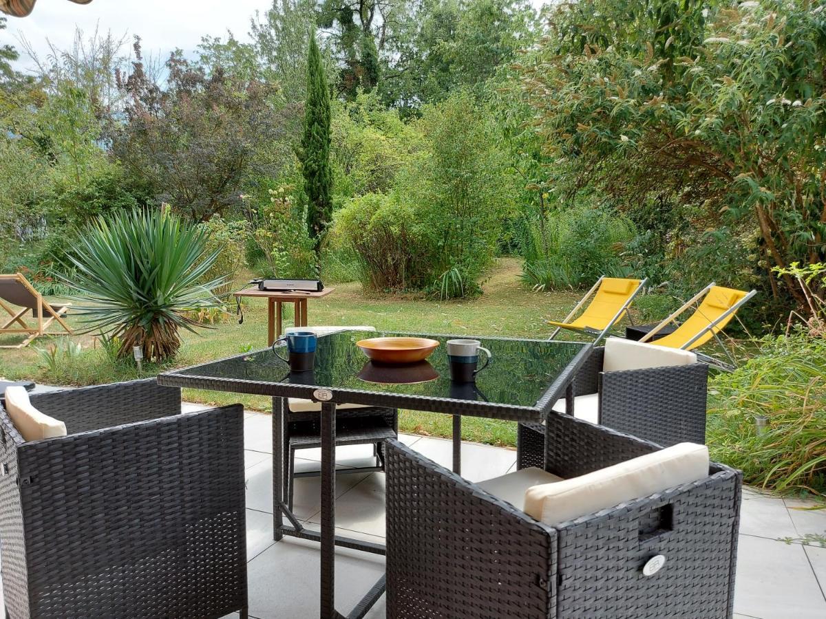 Centre St Jorioz : Charmant Et Spacieux Studio Avec Terrasse Et Jardin Privatif Saint-Jorioz Bagian luar foto